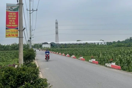 Hệ thống hạ tầng nông thôn huyện Gia Lâm được đầu tư đồng bộ. 