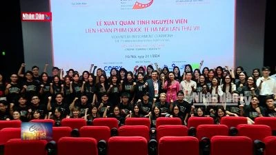 Lễ ra quân tình nguyện viên Liên hoan phim quốc tế Hà Nội