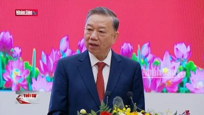 Tổng Bí thư gặp mặt giới trí thức, nhà khoa học