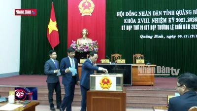 Quảng Bình: Ông Trần Phong được bầu giữ chức Chủ tịch Ủy ban nhân dân tỉnh