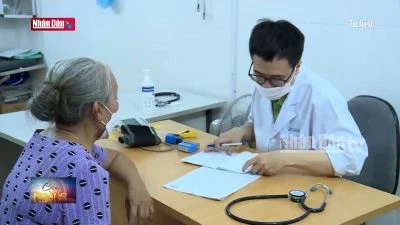 Đẩy mạnh chi trả các chế độ bảo hiểm không dùng tiền mặt