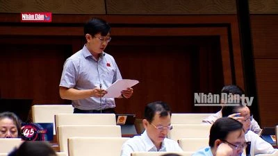 Quốc hội thảo luận dự án Luật Công chứng (sửa đổi)