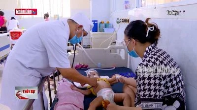 Hà Nội: Nhiều trẻ mắc sởi với biến chứng nặng