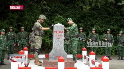 Phối hợp tuần tra biên giới dịp cuối năm