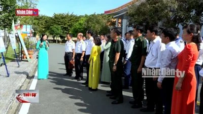 Nhiều tài liệu quý ở triển lãm về Hoàng Sa, Trường Sa