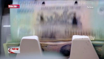 Tiền gửi ngân hàng kỷ lục hơn 14 triệu tỷ đồng