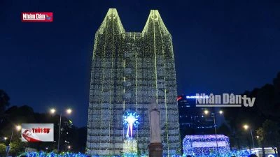 Nhà thờ, xóm đạo rực rỡ sắc màu Giáng sinh