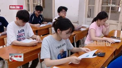 Chính phủ yêu cầu Bộ Giáo dục và Đào tạo sớm công bố đề thi tham khảo