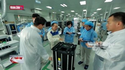 Phát huy yếu tố con người để phát triển đất nước