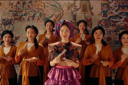 Với 60 triệu views sau 15 ngày phát hành, Bắc Bling làm bùng nổ mọi bảng xếp hạng trong và ngoài nước.