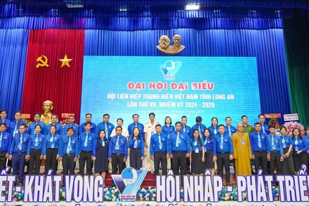 41 Ủy viên Ủy ban Hội Liên hiệp Thanh niên Việt Nam tỉnh khóa VII, nhiệm kỳ 2024-2029 ra mắt Đại hội. 