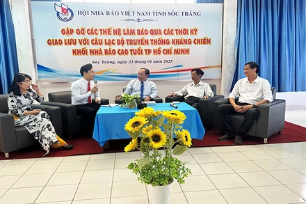 Các nhà báo chia sẻ những kỷ niệm trong nghề làm báo