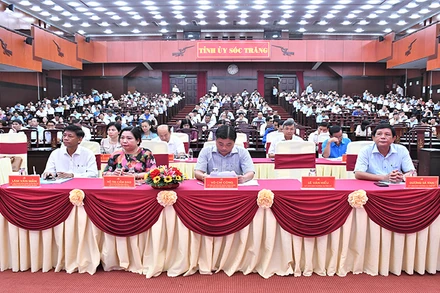 Quang cảnh Hội nghị thông tin thời sự của tỉnh Sóc Trăng.