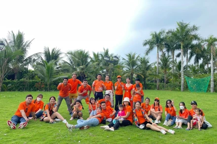 Khách du lịch đến vui chơi giải trí tại khu du lịch phức hợp Khang Thông– Happyland (Bến Lức, Long An) trong dịp lễ 2/9. 