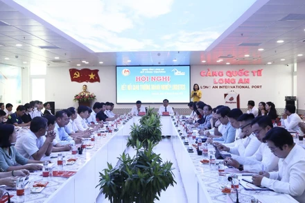 Quang cảnh Hội nghị giao thương doanh nghiệp logistics.