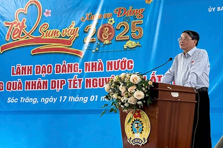 Phó Chủ tịch Quốc Hội Nguyễn Đức Hải chúc Tết tại Sóc Trăng.