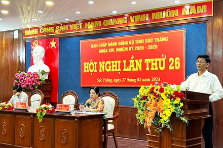 Bí thư Tỉnh ủy Sóc Trăng Lâm Văn Mẫn phát biểu kết luận hội nghị.