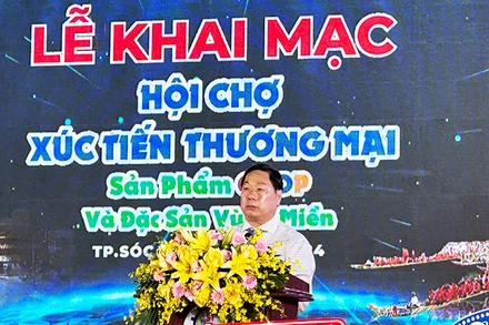 Phó Chủ tịch Thường trực Ủy ban nhân dân tỉnh Sóc Trăng Lâm Hoàng Nghiệp phát biểu khai mạc.