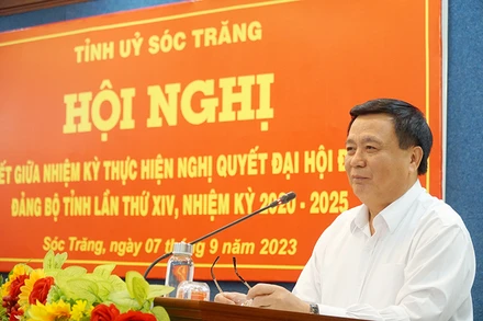 Đồng chí Nguyễn Xuân Thắng phát biểu chỉ đạo hội nghị.