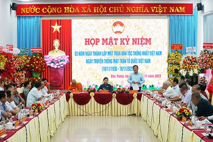 Quang cảnh buổi họp mặt.