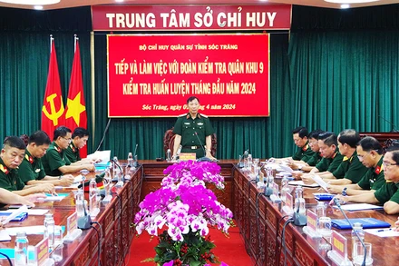 Thiếu tướng Huỳnh Chiến Công - Phó Tham mưu trưởng Quân khu 9 phát biểu kết luận.