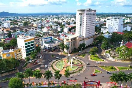 Thành phố Buôn Ma Thuột đang "vươn mình" mạnh mẽ xứng đáng đô thị trung tâm vùng Tây Nguyên. 