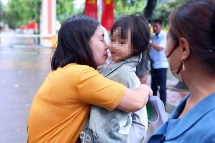 Niềm vui ngày về. (Ảnh: Kiên Phạm)