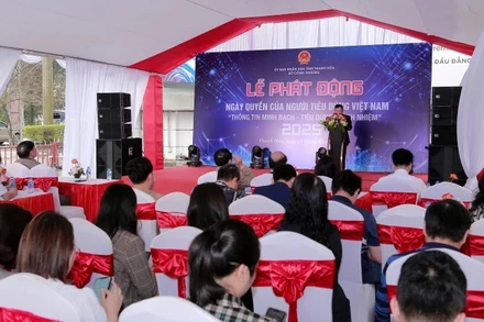 Toàn cảnh buổi lễ phát động.