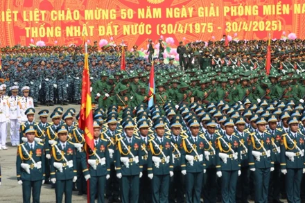 Hơn 13 nghìn cán bộ, chiến sĩ lực lượng vũ trang tham gia tổng hợp luyện cho Đại lễ 30/4.