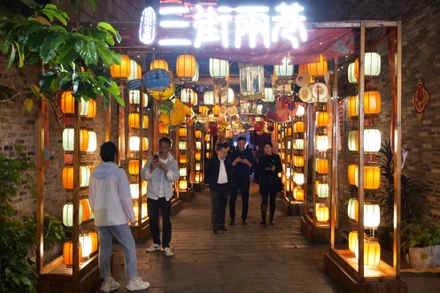 Ba phố hai ngõ trở thành thương hiệu văn hóa và du lịch về đêm của Quảng Tây.