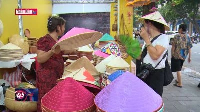 Câu chuyện văn hóa: Sáng tạo trong khai thác, xây dựng sản phẩm du lịch văn hóa