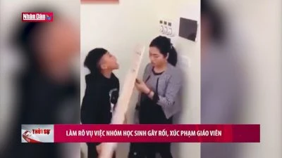 Làm rõ vụ việc nhóm học sinh gây rối, xúc phạm giáo viên