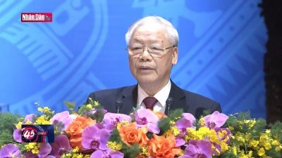 Xây dựng giai cấp công nhân vững mạnh toàn diện