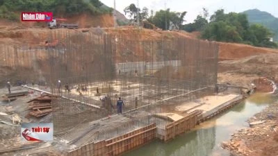 Những ngày nghỉ Tết trên công trình đập dâng nước TP Hà Giang