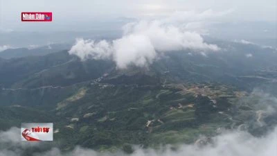 Nhiệt độ tại đỉnh Mẫu Sơn giảm mạnh