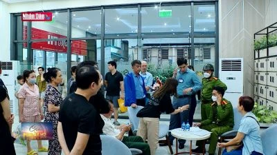 Cư dân chung cư kêu cứu khi dịch vụ thiết yếu bị ''cắt''