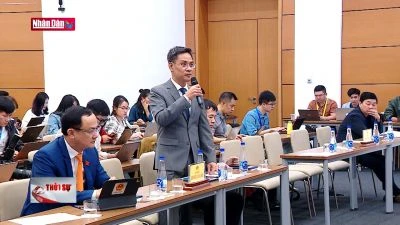 Lùi thông qua 2 dự án luật quan trọng để bảo đảm chất lượng