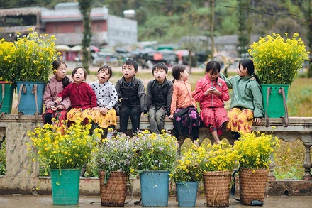 Trẻ em ở Lũng Cẩm, xã Sủng Là, huyện Đồng Văn, tỉnh Hà Giang. (Ảnh VŨ MỪNG)