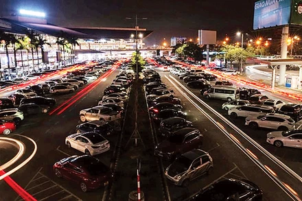 Một số khu vực tại Cảng hàng không quốc tế Nội Bài tắt đèn chiếu sáng để hưởng ứng Giờ Trái đất năm 2025. (Ảnh NIA)