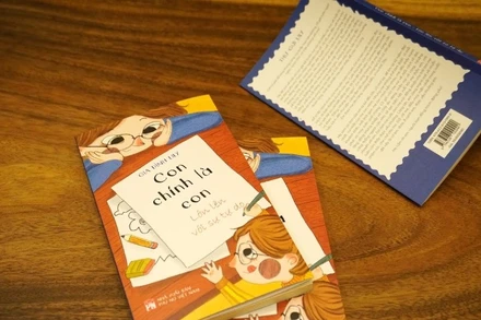 Cuốn sách "Con chính là con lớn lên với sự tự do" - Một cuốn sách đậm chất khuyến đọc từ gia đình.
