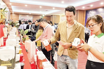 Giới thiệu, quảng bá nông sản trong chuỗi liên kết sản xuất-tiêu thụ tại tỉnh Đắk Lắk. 