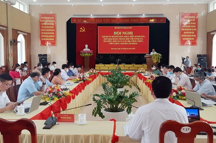 Huyện ủy Hạ Lang (Cao Bằng) tập huấn hướng dẫn đánh giá, xếp loại hằng tháng đối với cơ quan, tổ chức, đơn vị và cán bộ công chức, viên chức, người lao động.