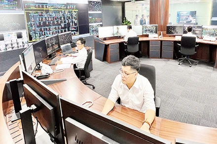 Trung tâm điều độ hệ thống điện hoàn toàn tự động của ngành điện thành phố.
