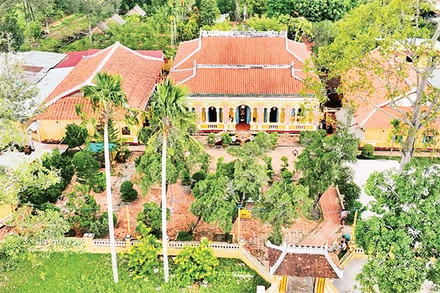 Một góc đình Bình Thủy.