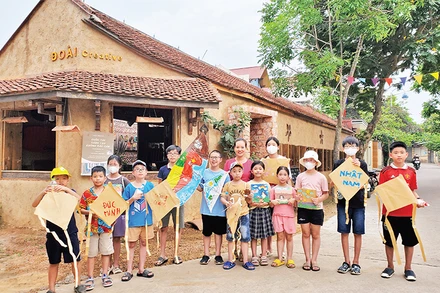 Đoài Creative, một không gian văn hóa của tư nhân đem lại những giá trị văn hóa và kinh tế trong cộng đồng. 