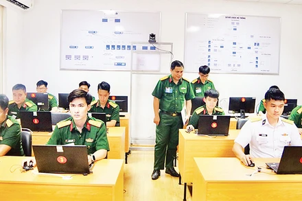 Trung tâm 286, Bộ Tư lệnh 86 (Bộ Quốc phòng) tổ chức kiểm tra trình độ kỹ thuật công nghệ thông tin của cán bộ, nhân viên đơn vị năm 2024. (Ảnh Bộ Tư lệnh 86) 