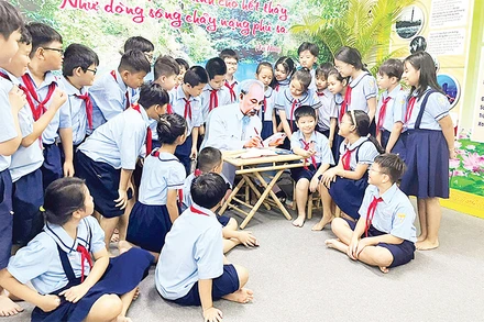 Không gian văn hóa Hồ Chí Minh tại Trường tiểu học Triệu Thị Trinh, Quận 10.