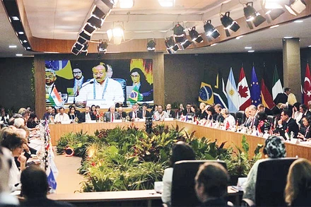 Các đại biểu dự Hội nghị Bộ trưởng Ngoại giao G20 tại Brazil. (Ảnh AP)