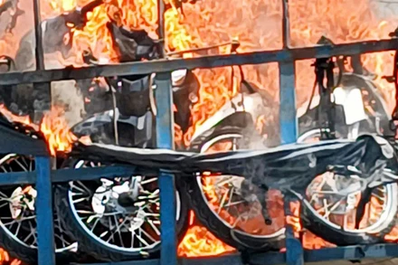 Hiện trường vụ cháy. 