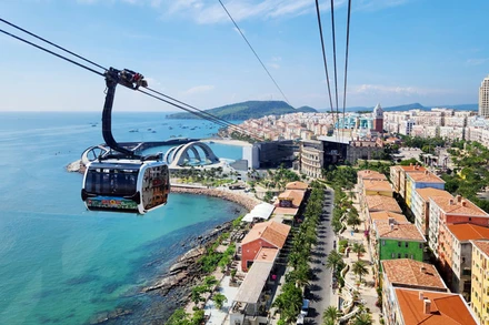 Cáp treo Hòn Thơm, thành phố Phú Quốc. 